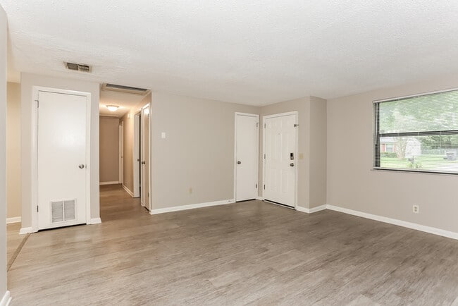 Building Photo - 7317 Sharbeth Dr S