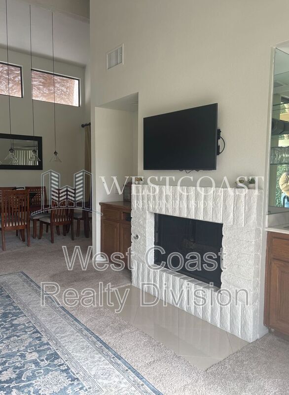 Building Photo - 281 Calle Del Verano