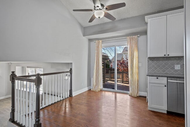 Building Photo - Beautiful 4 Bedroom Home with Backyard The...