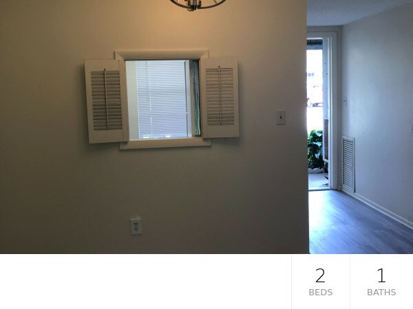 Primary Photo - Sunquest Apartments