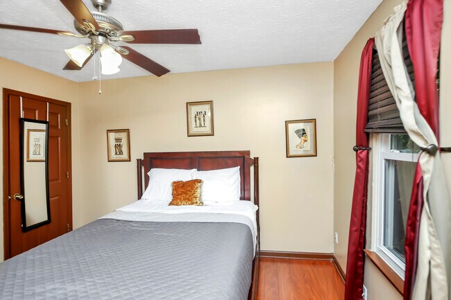 Building Photo - 4008 Heritage Valley Ct