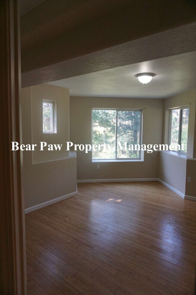 Building Photo - Great Mountain Home near Morrison!!