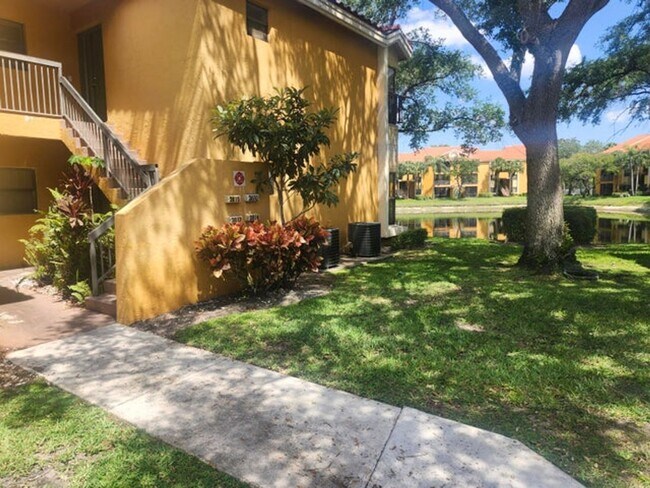 Building Photo - 3813 Coral Tree Cir