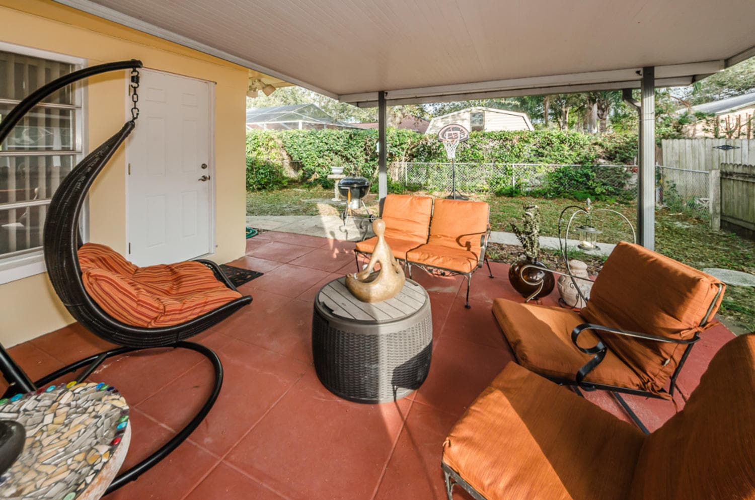 Building Photo - 245 Bel Forest Dr