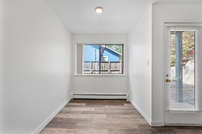 2 br living - Elder Square Apartments