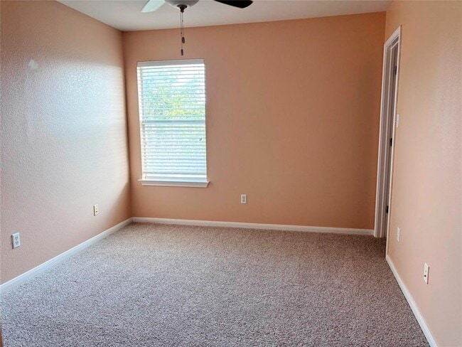 Building Photo - 4116 Meadow Bluff Way