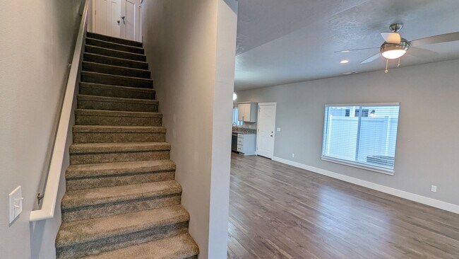 Building Photo - Post Falls Crown Pointe Home