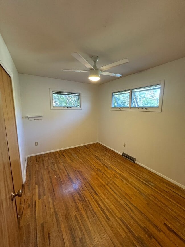 Building Photo - 50% OFF FIRST MONTHS RENT - Cozy Home