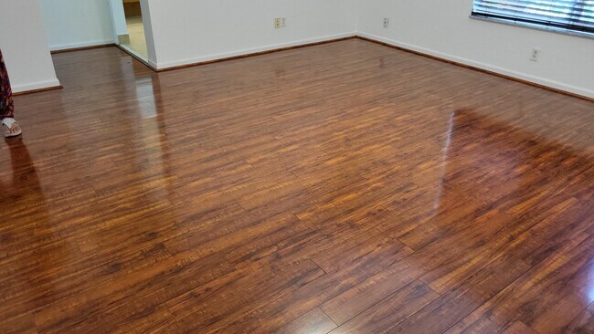 Building Photo - 4088 Lake Tahoe Cir