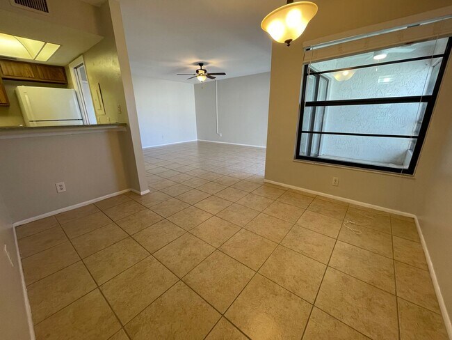 Building Photo - ANNUAL RENTAL - 1 BED / 1 BATH AT LAKEWOOD