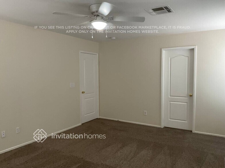 Building Photo - 577 Uxbridge Dr