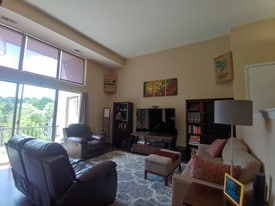 Building Photo - 5578 Burnside Dr