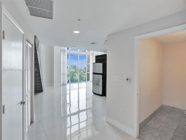 Building Photo - 244 Biscayne Blvd