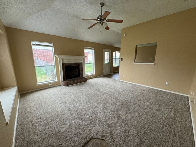 Building Photo - 3-Bedroom House for Rent in Killeen
