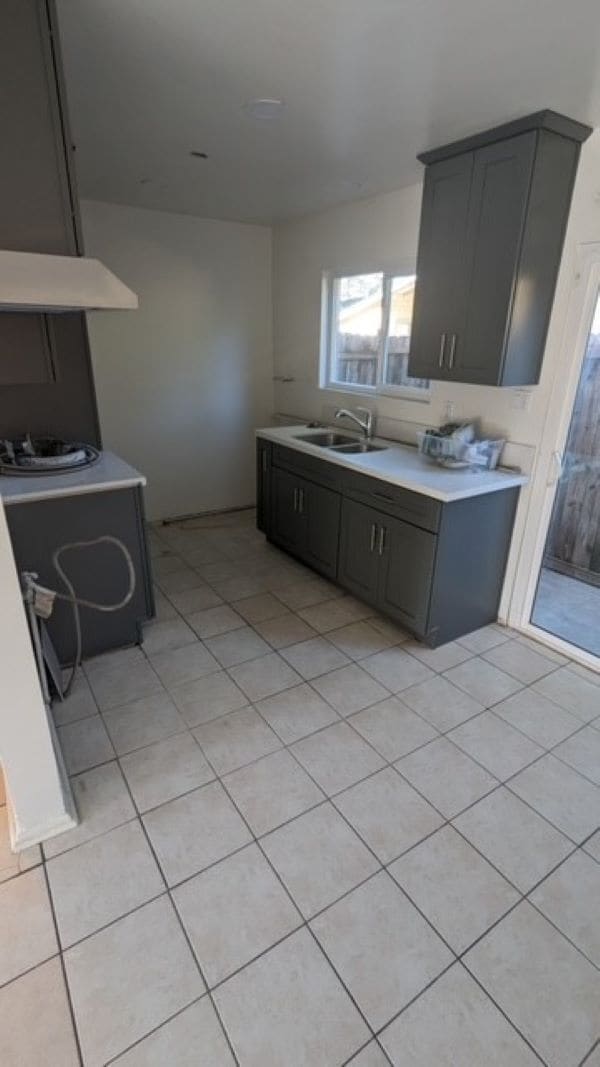 Building Photo - 10420 Commerce Ave