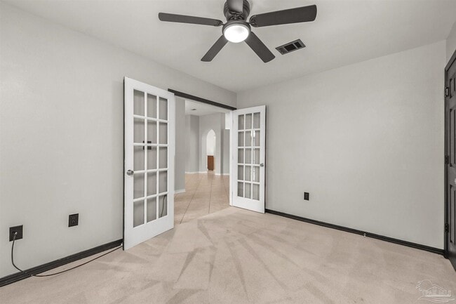 Building Photo - 2491 Parkridge Dr