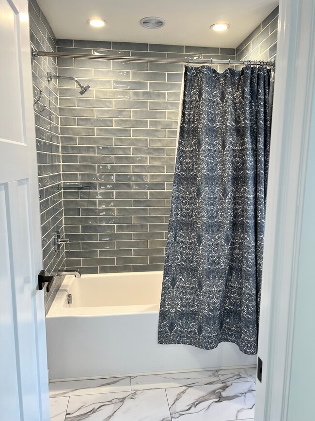 Building Photo - 4288 NY-50