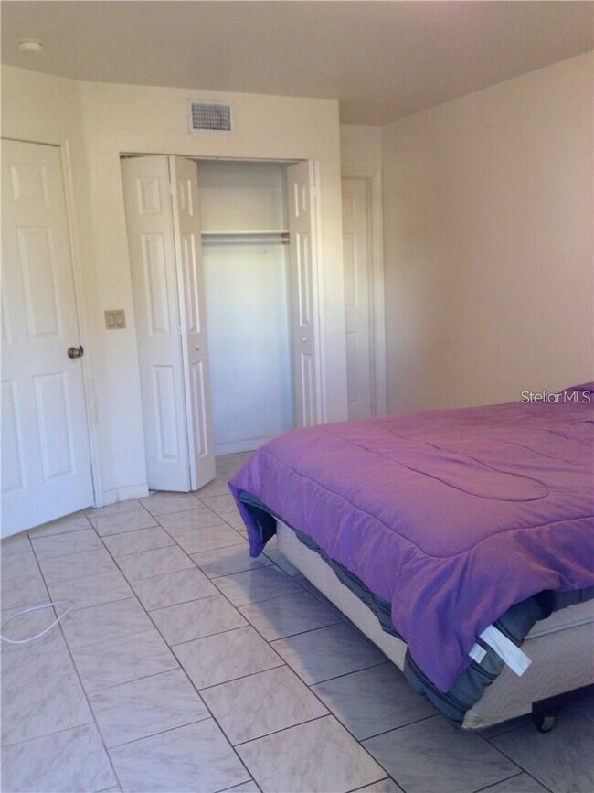 Building Photo - 1st floor condo in the Beulah condo complex.