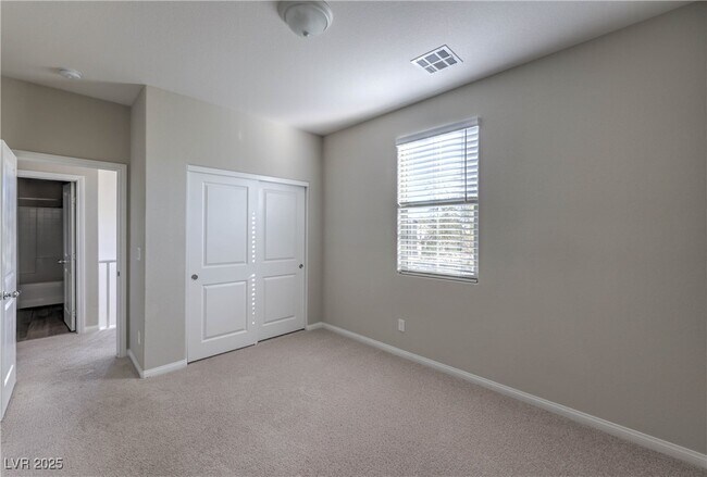 Building Photo - 10260 Bark Pine Ct