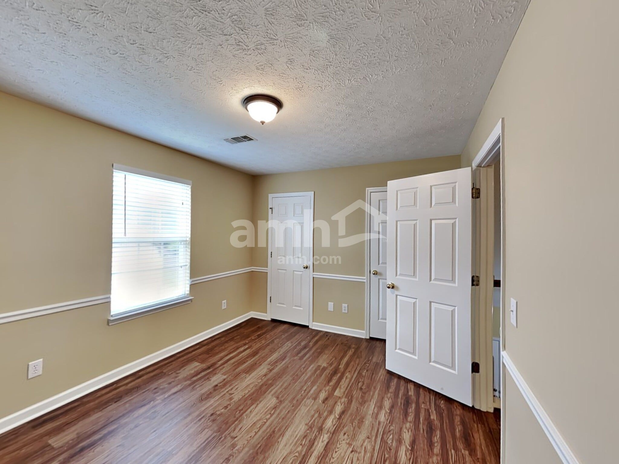 Building Photo - 1617 E Blairmont Dr