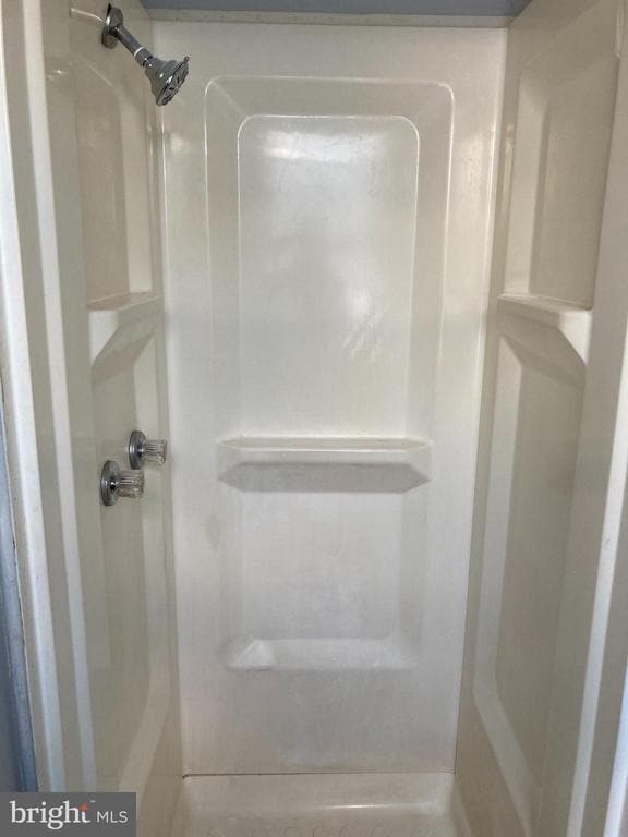 Building Photo - 131 E Roosevelt Blvd