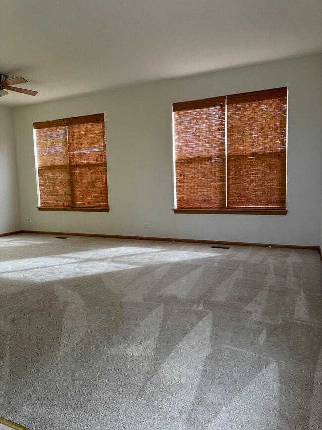 Building Photo - 1428 Reserve Ln