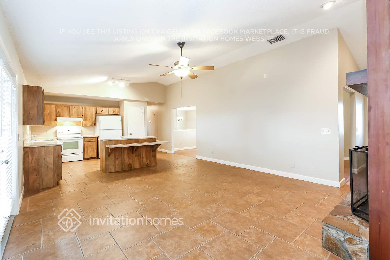 Building Photo - 2301 Beechwood Ct