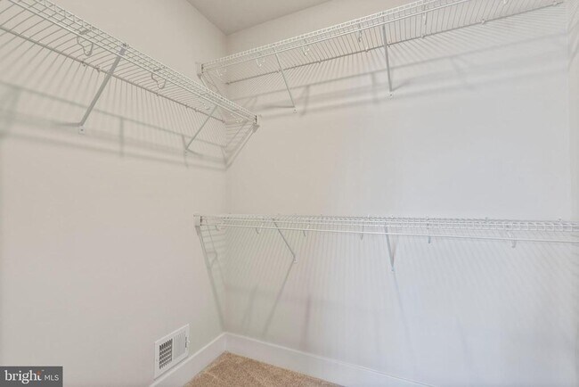 Building Photo - 1830 Parham Wy