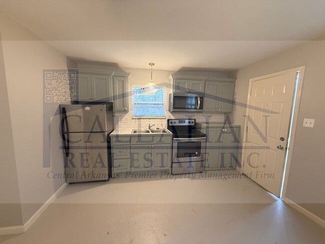 Building Photo - Park Hill Efficiency