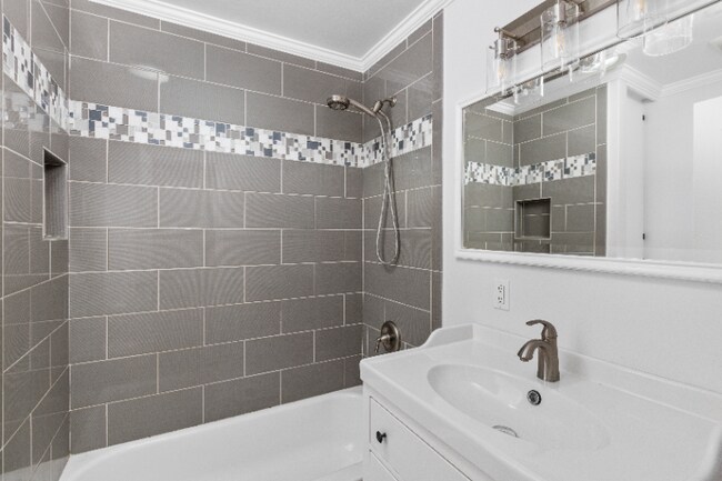 Building Photo - 1519 Tibidabo Dr