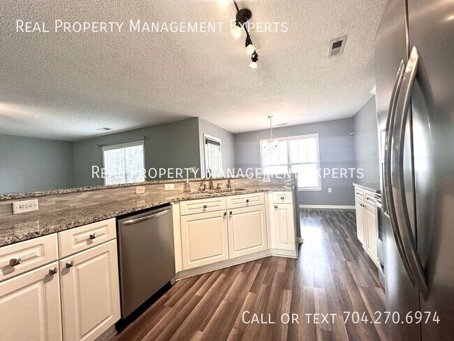 Building Photo - 7603 Rolling Meadows Ln