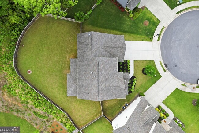 Building Photo - 732 Bridgeview Dr