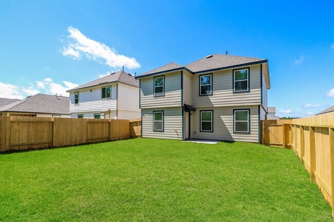 Building Photo - 13478 Musky Dr
