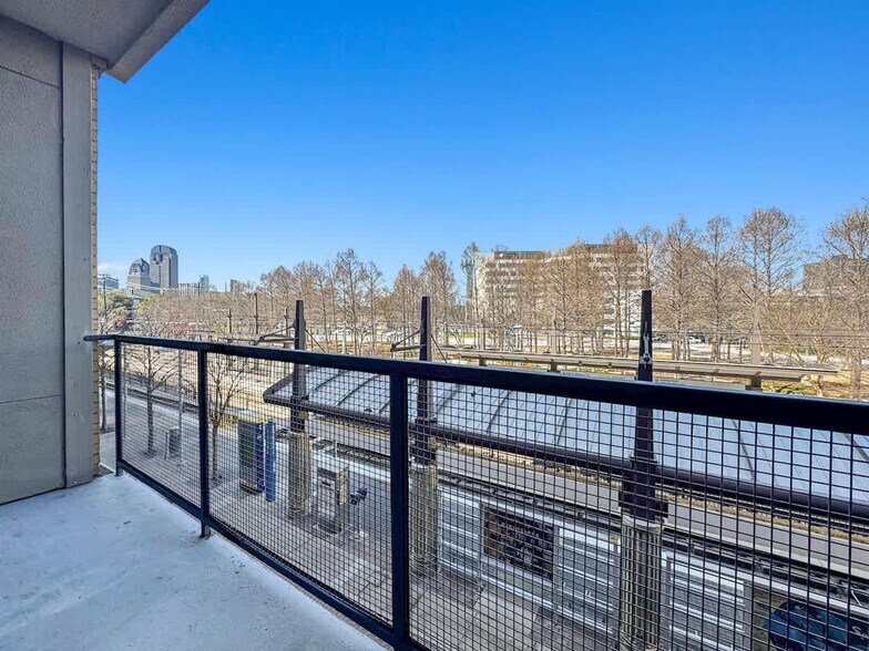 Building Photo - 310 N Malcolm X Blvd