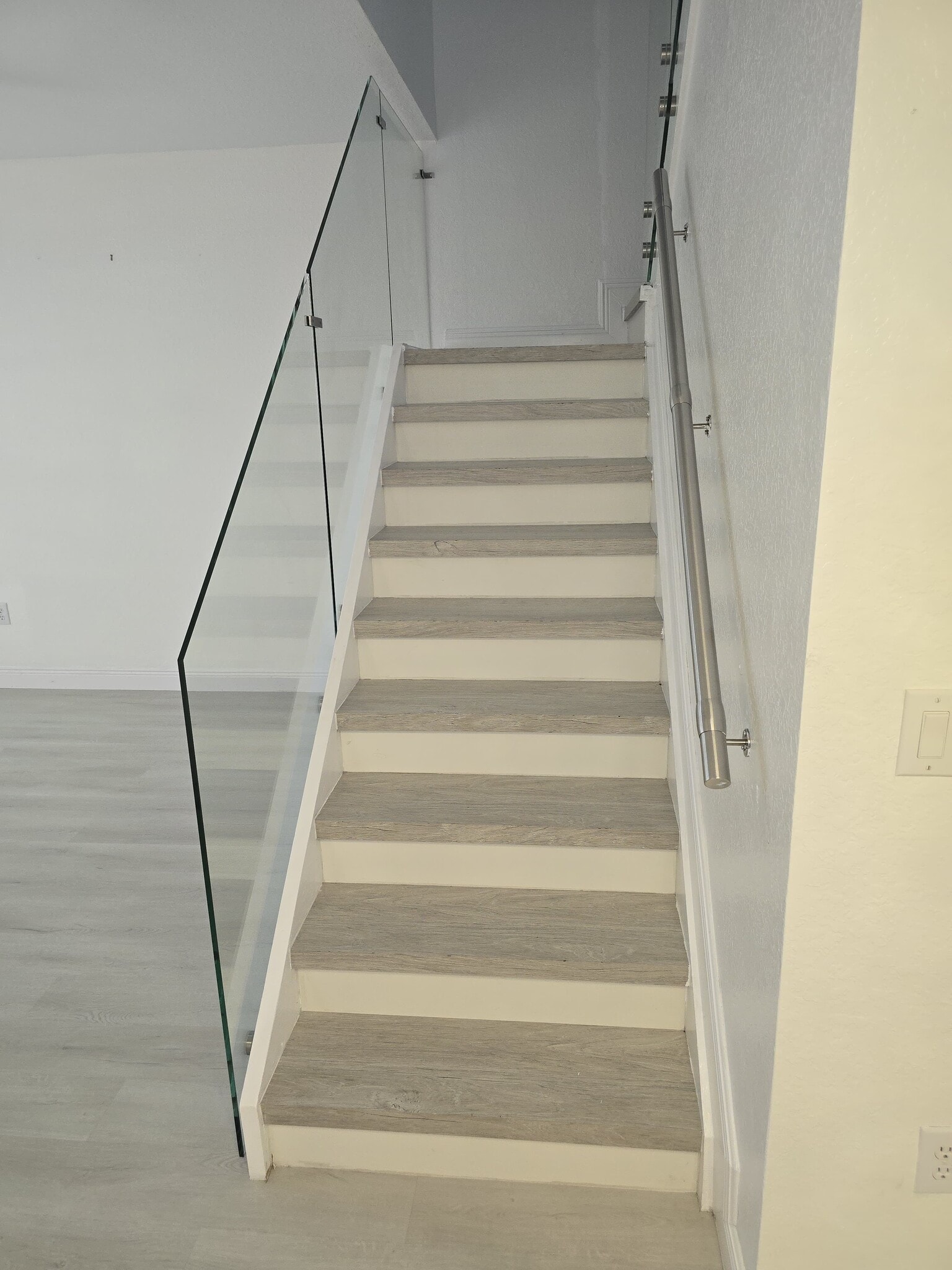 Building Photo - 12204 SW 25th Ct