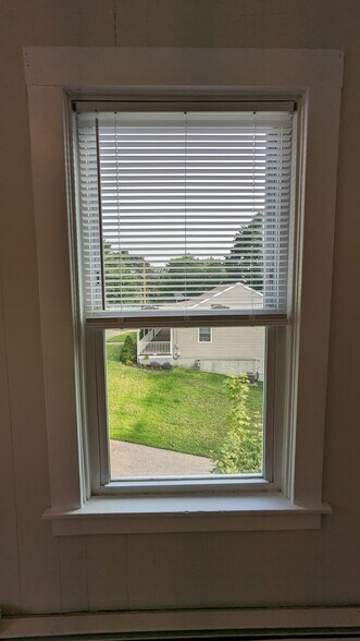 Thermal (double paned windows) - 237 Pleasant St