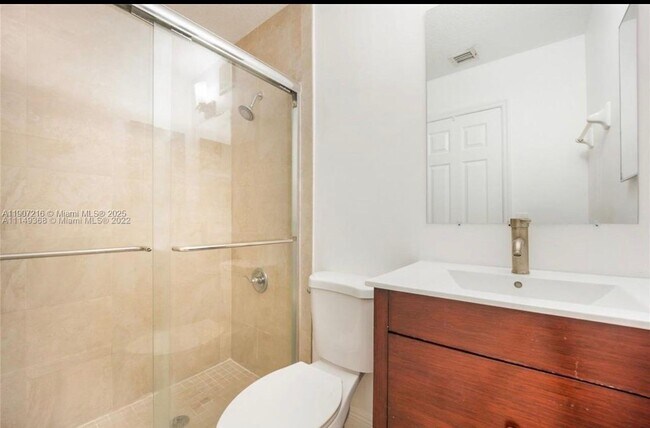 Building Photo - 5761 NW 115th Ct