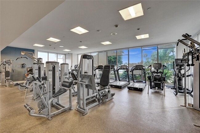 Building Photo - 20281 E Country Club Dr