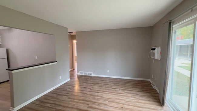 Building Photo - 3111 Jacqueline Dr