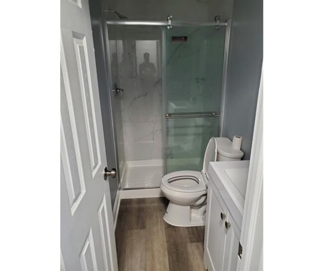 Building Photo - 2101 McHenry St