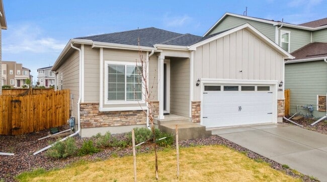 Building Photo - Charming 3BR 2BATH House in Commerce City