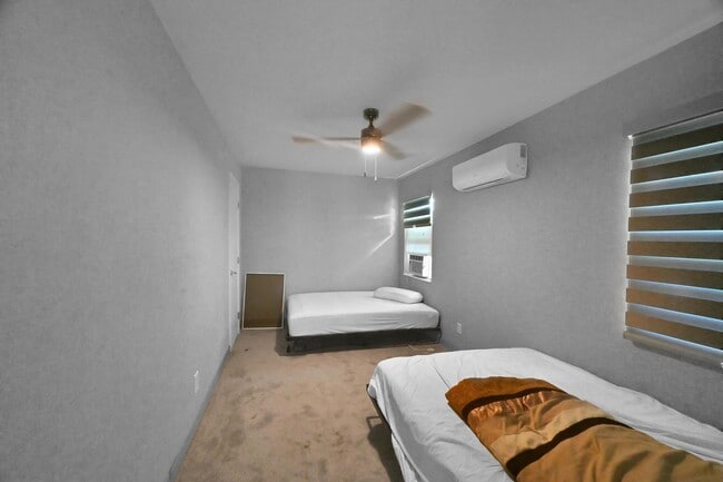 Building Photo - 6385 86th Ln