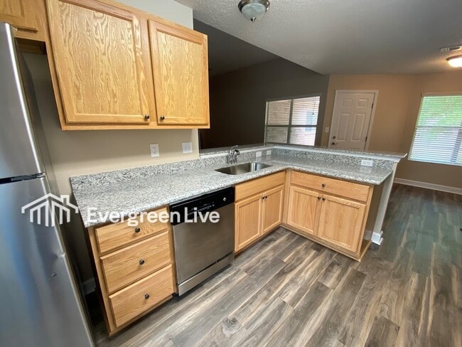 Building Photo - 40 Voda Ct