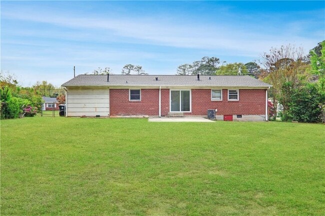 Building Photo - 3075 Stratford Arms Dr