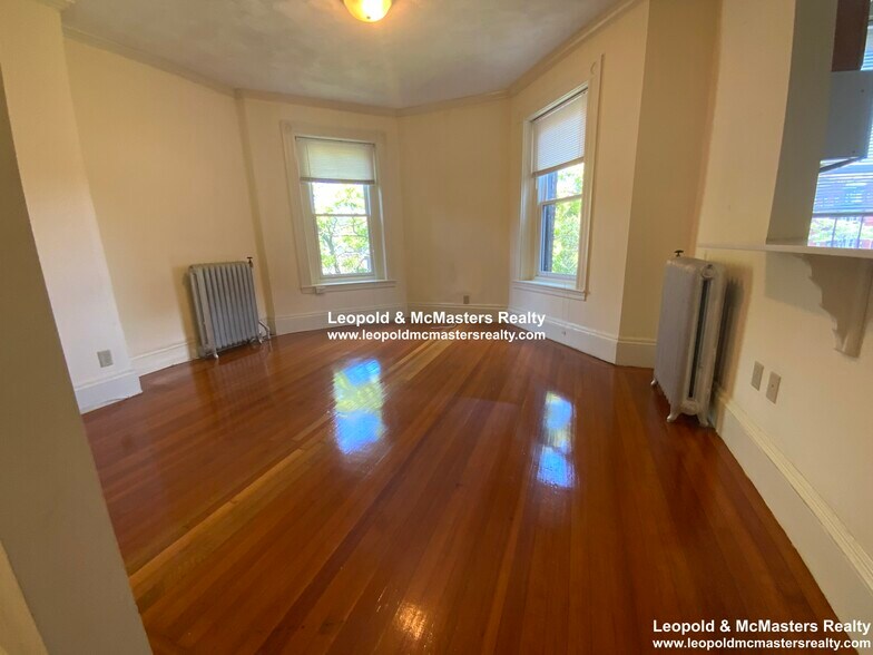 Building Photo - 380 Commonwealth Ave