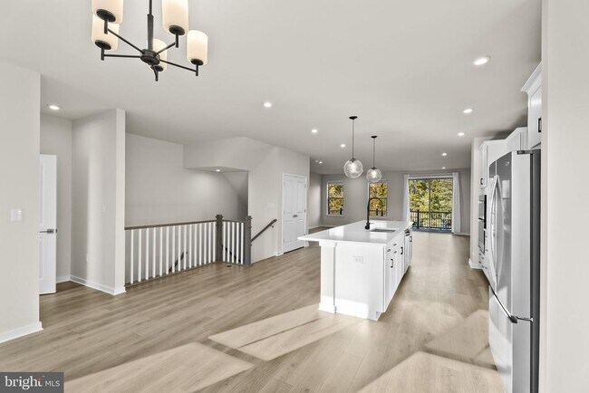 Building Photo - 6244 Folly Ln