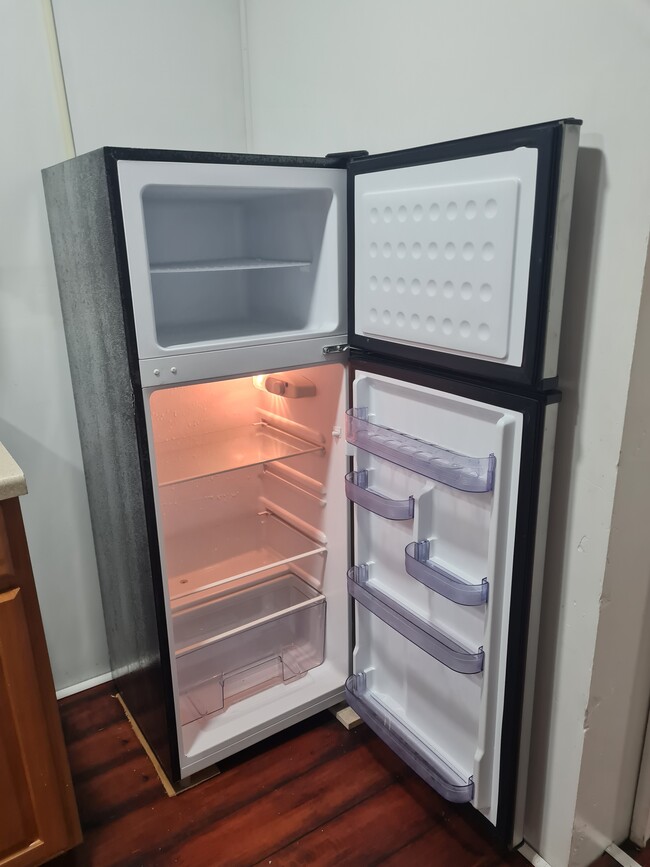 Fridge - 908 Market St