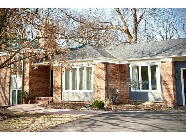 Building Photo - 6904 Gleason Rd