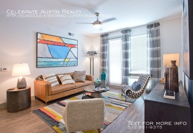 Building Photo - Residences at Saltillo