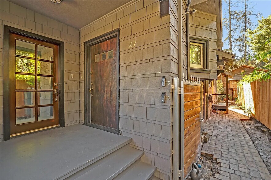 Building Photo - 27 Westall Ave